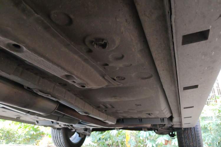 Used Dongfeng Aeolus AX4 2017 1.6L Manual ChaoShang Model Chassis Front Left