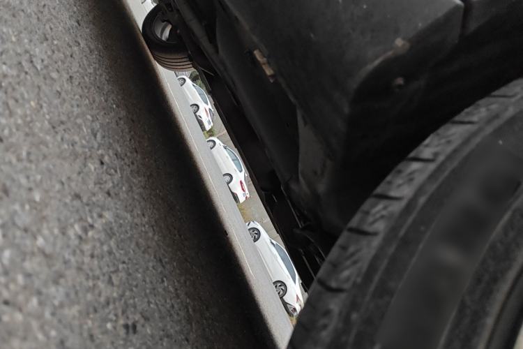 Used Dongfeng Aeolus AX4 2017 1.6L DCT Trendy Style Chassis Front Right