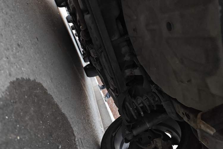 Used Dongfeng Aeolus AX4 2017 1.6L DCT Trendy Style Chassis Rear