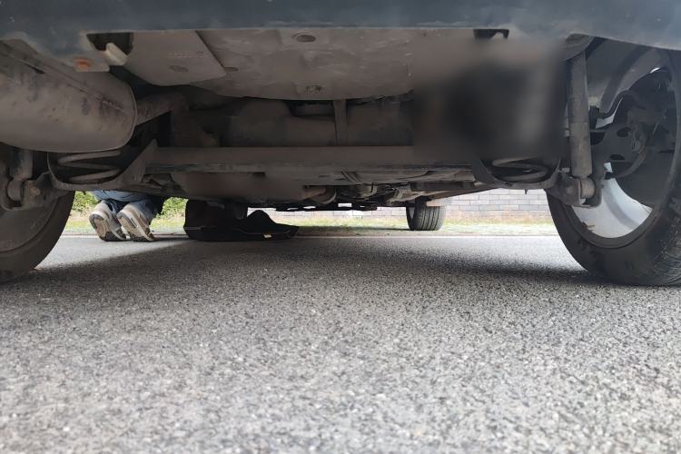 Used Dongfeng Aeolus AX4 2017 1.6L Manual ChaoShang Model Chassis Rear