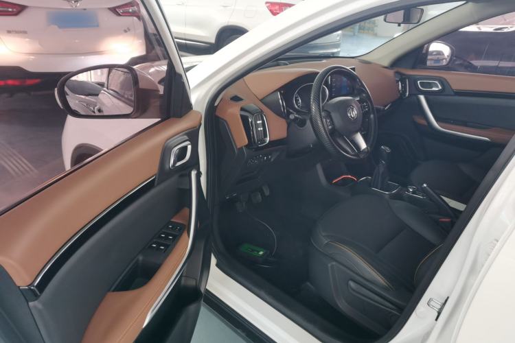 Used Dongfeng Aeolus AX4 2017 1.6L Manual ChaoShang Model Driver Seat