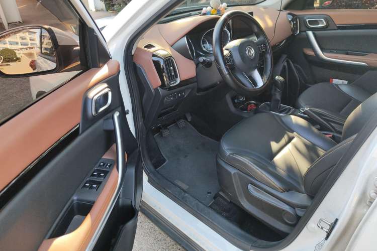 Used Dongfeng Aeolus AX4 2017 1.6L Manual ChaoShang Model Driver Seat