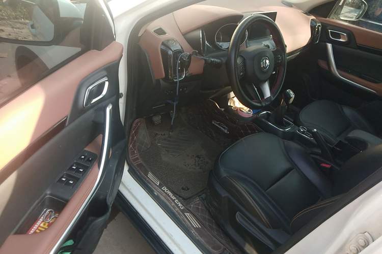 Used Dongfeng Aeolus AX4 2017 1.6L Manual ChaoShang Model Driver Seat