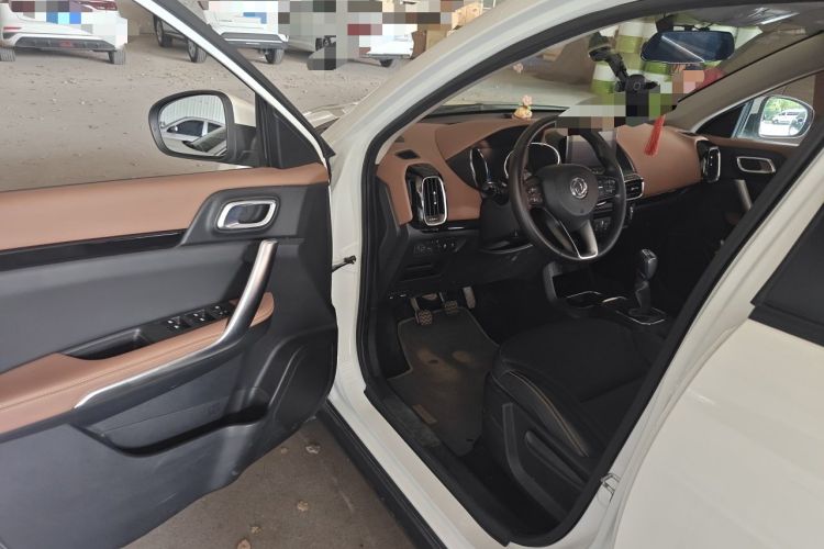 Used Dongfeng Aeolus AX4 2017 1.6L Manual ChaoShang Model Driver Seat
