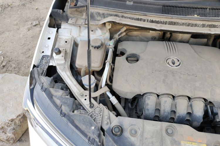 Used Dongfeng Aeolus AX4 2017 1.6L DCT Trendy Style Engine Bay Right