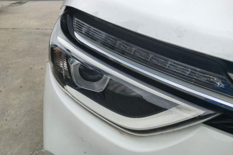 Used Dongfeng Aeolus AX4 2017 1.6L DCT Trendy Style Exterior 6