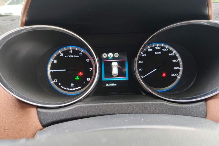 Used Dongfeng Aeolus AX4 2017 1.6L Manual ChaoShang Model Instrument Cluster