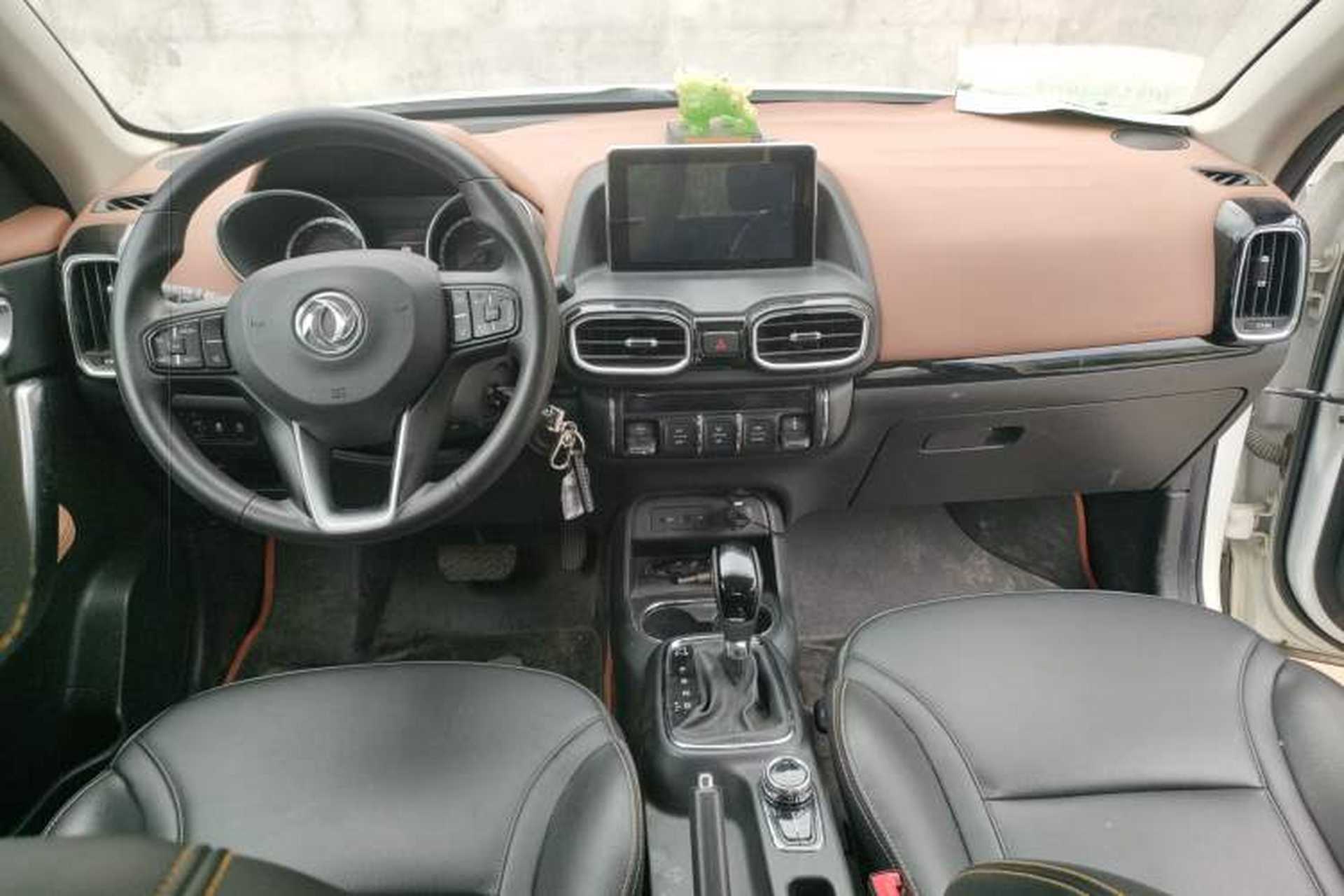 Used Dongfeng Aeolus AX4 2017 1.6L DCT Trendy Style Interior 2