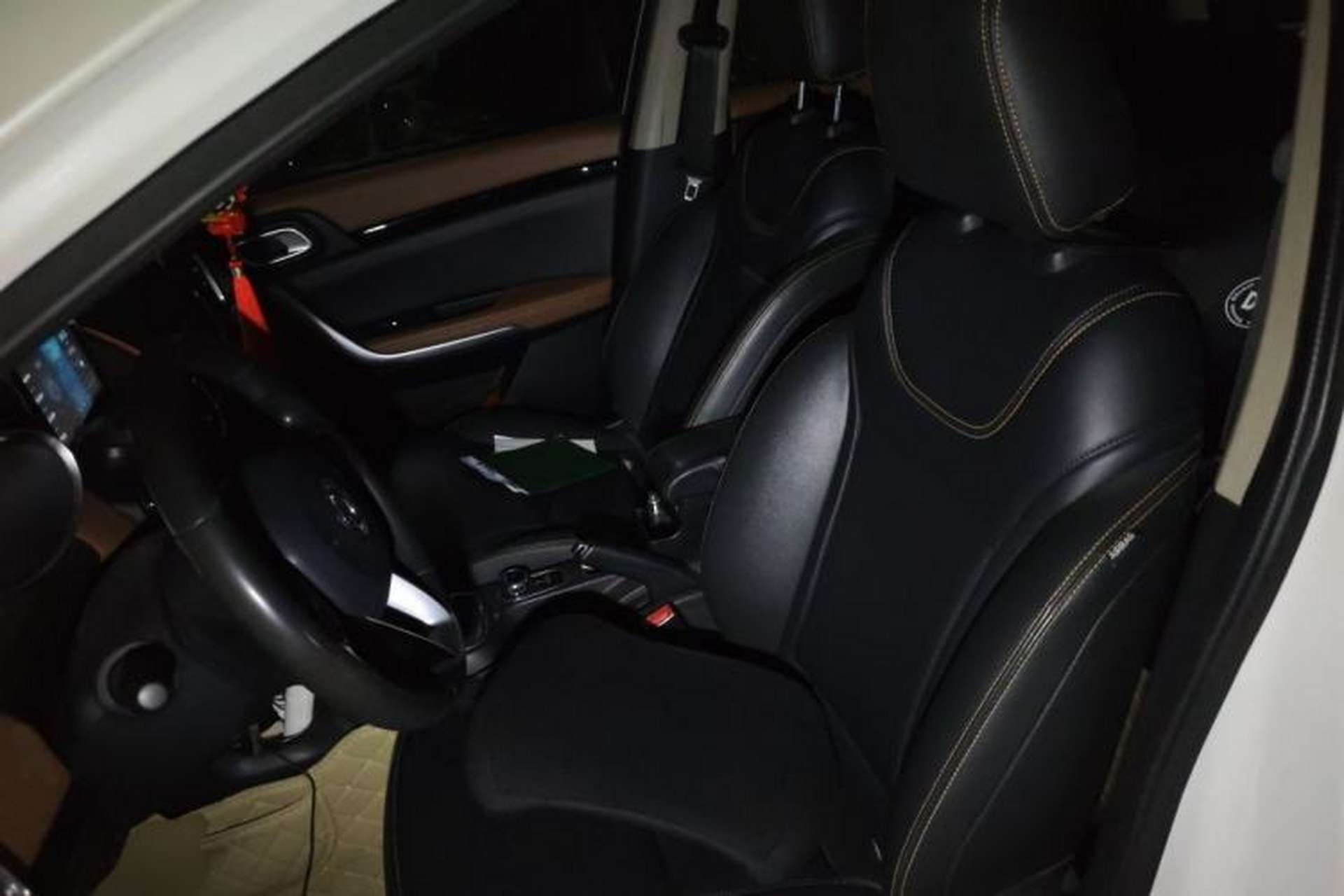 Used Dongfeng Aeolus AX4 2017 1.6L Manual ChaoShang Model Left Front Seat