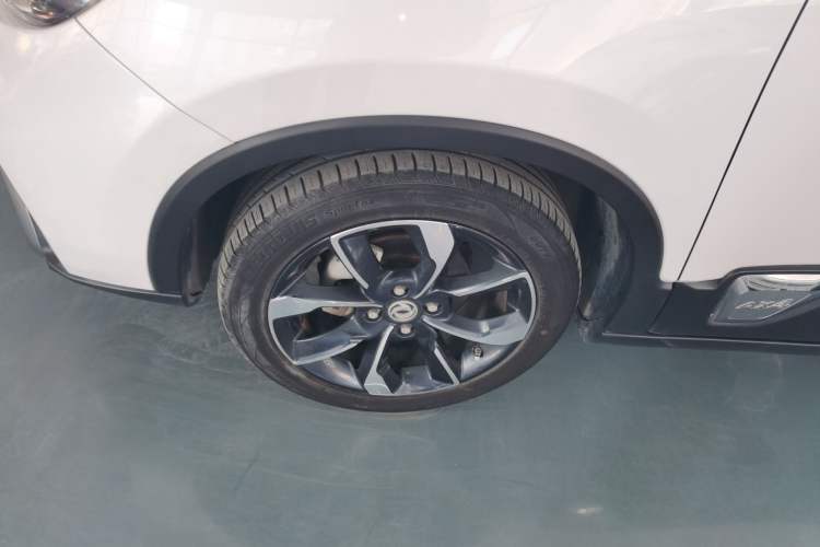 Used Dongfeng Aeolus AX4 2017 1.6L Manual ChaoShang Model Left Front Wheel Hub