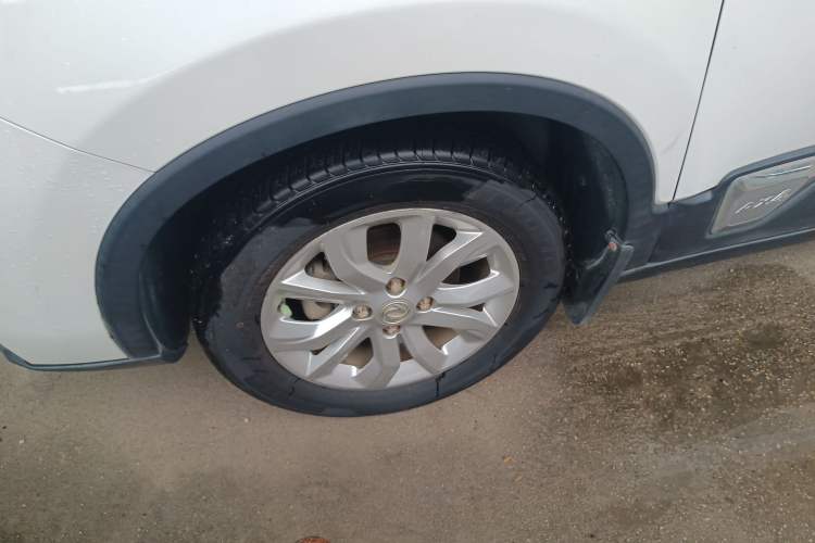 Used Dongfeng Aeolus AX4 2017 1.6L Manual Comfort Model Left Front Wheel Hub