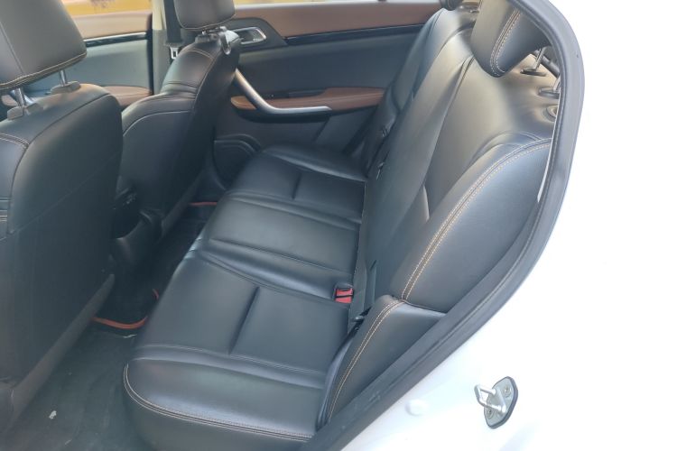 Used Dongfeng Aeolus AX4 2017 1.6L DCT Trendy Style Left Rear Seat