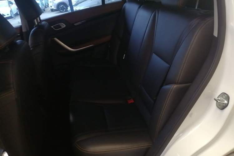 Used Dongfeng Aeolus AX4 2017 1.6L DCT Trendy Style Left Rear Seat
