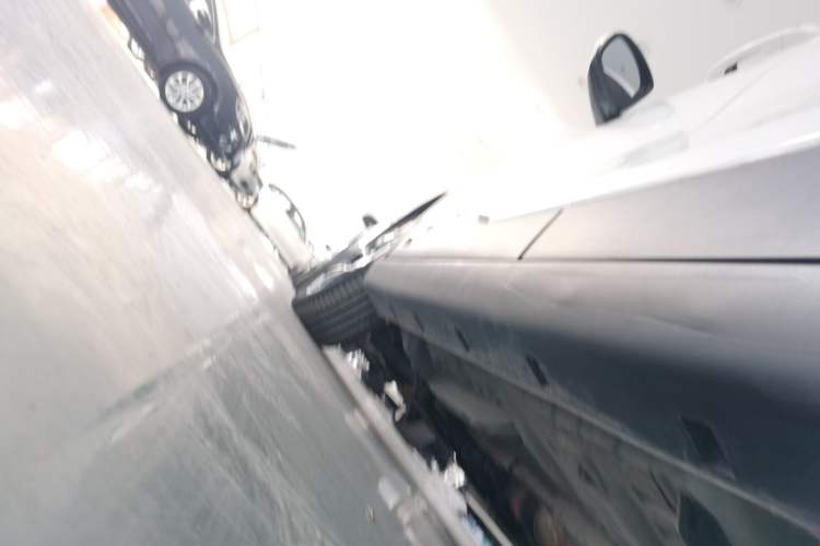 Used Dongfeng Aeolus AX4 2017 1.6L Manual ChaoShang Model Left Side Sill