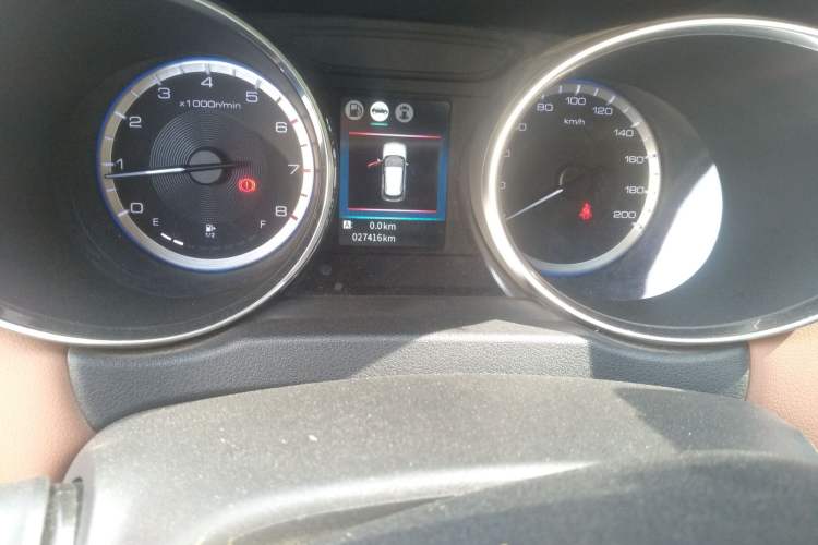 Used Dongfeng Aeolus AX4 2017 1.6L Manual ChaoShang Model Odometer Close Up