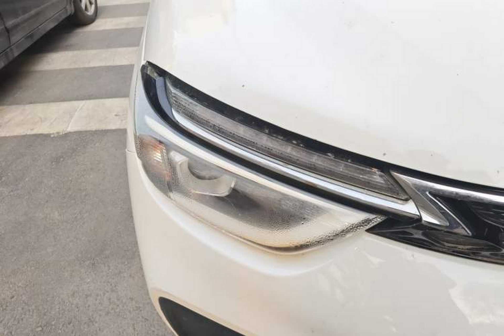 Used Dongfeng Aeolus AX4 2017 1.6L DCT Trendy Style Right Front Headlight