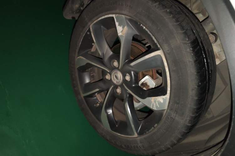 Used Dongfeng Aeolus AX4 2017 1.6L DCT Trendy Style Right Front Wheel Hub