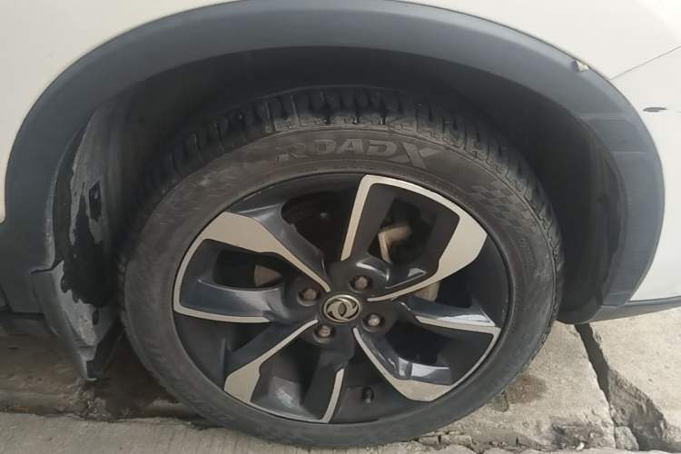 Used Dongfeng Aeolus AX4 2017 1.4T DCT Trendy & Stylish Model Right Front Wheel Hub