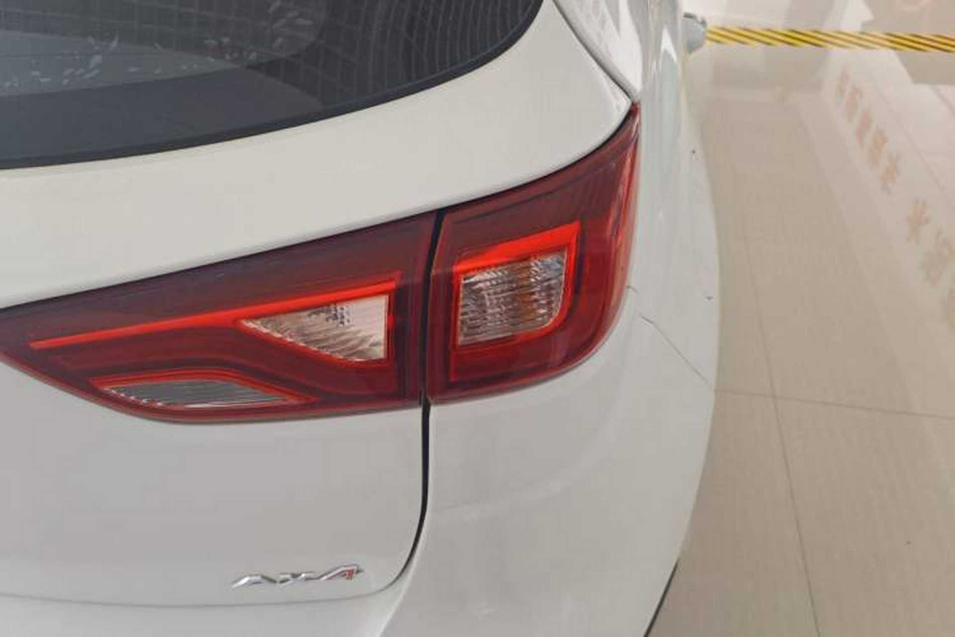 Used Dongfeng Aeolus AX4 2017 1.6L DCT Trendy Style Right Rear Taillight