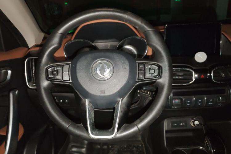 Used Dongfeng Aeolus AX4 2017 1.6L DCT Trendy Style Steering Wheel