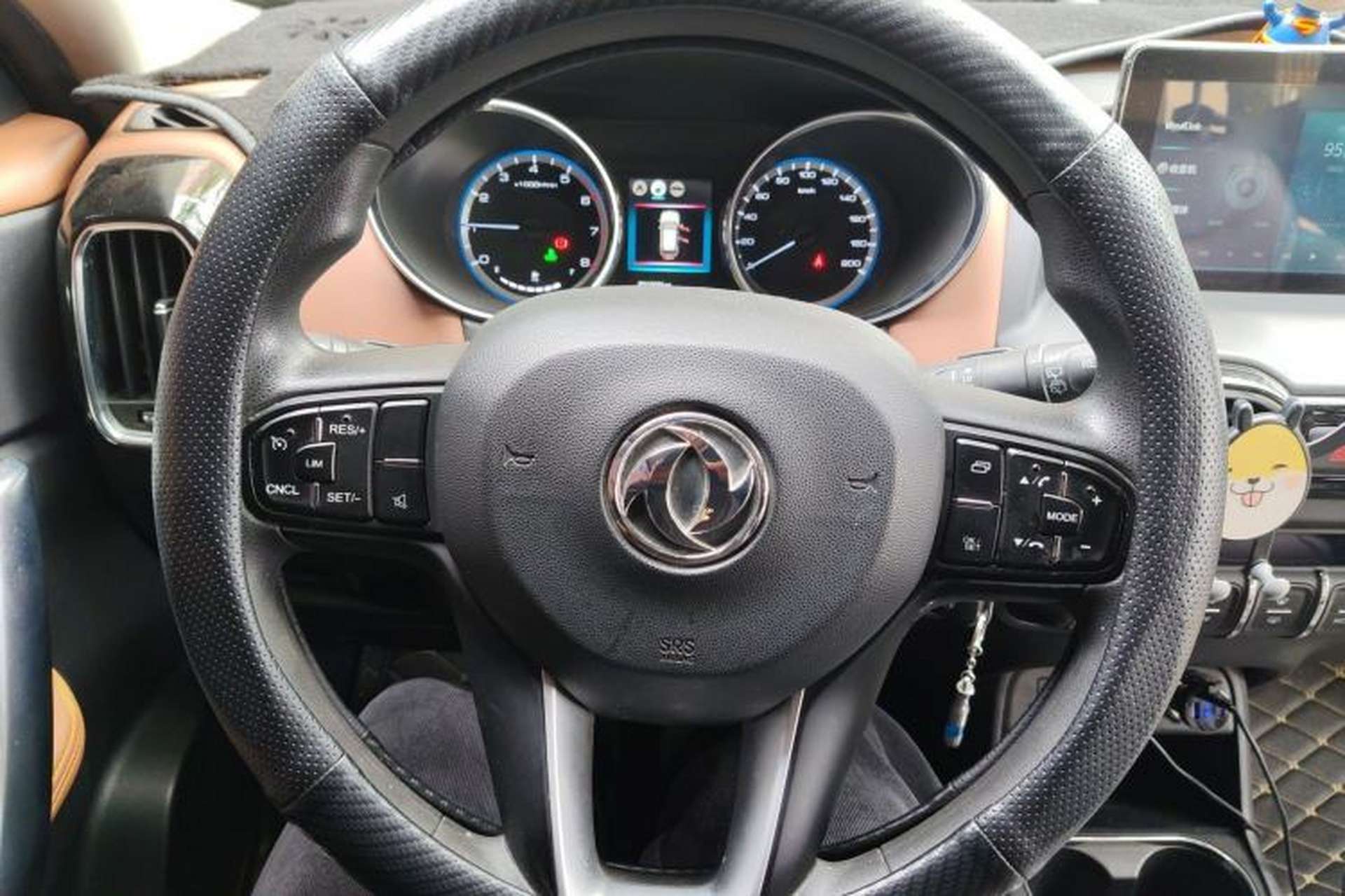 Used Dongfeng Aeolus AX4 2017 1.6L Manual ChaoShang Model Steering Wheel
