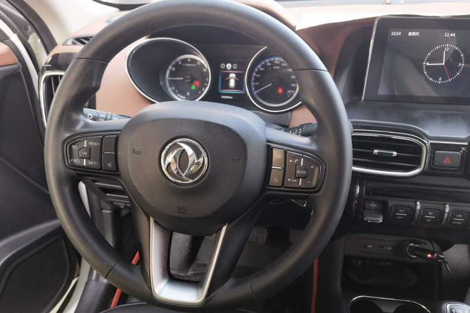 Used Dongfeng Aeolus AX4 2017 1.6L Manual ChaoShang Model Steering Wheel