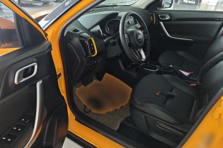 Used Dongfeng Aeolus AX4 2017 1.6L DCT Trendy Style Driver Seat
