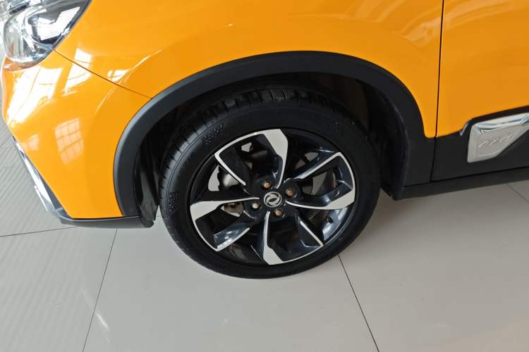 Used Dongfeng Aeolus AX4 2017 1.6L DCT Trendy Style Exterior 4