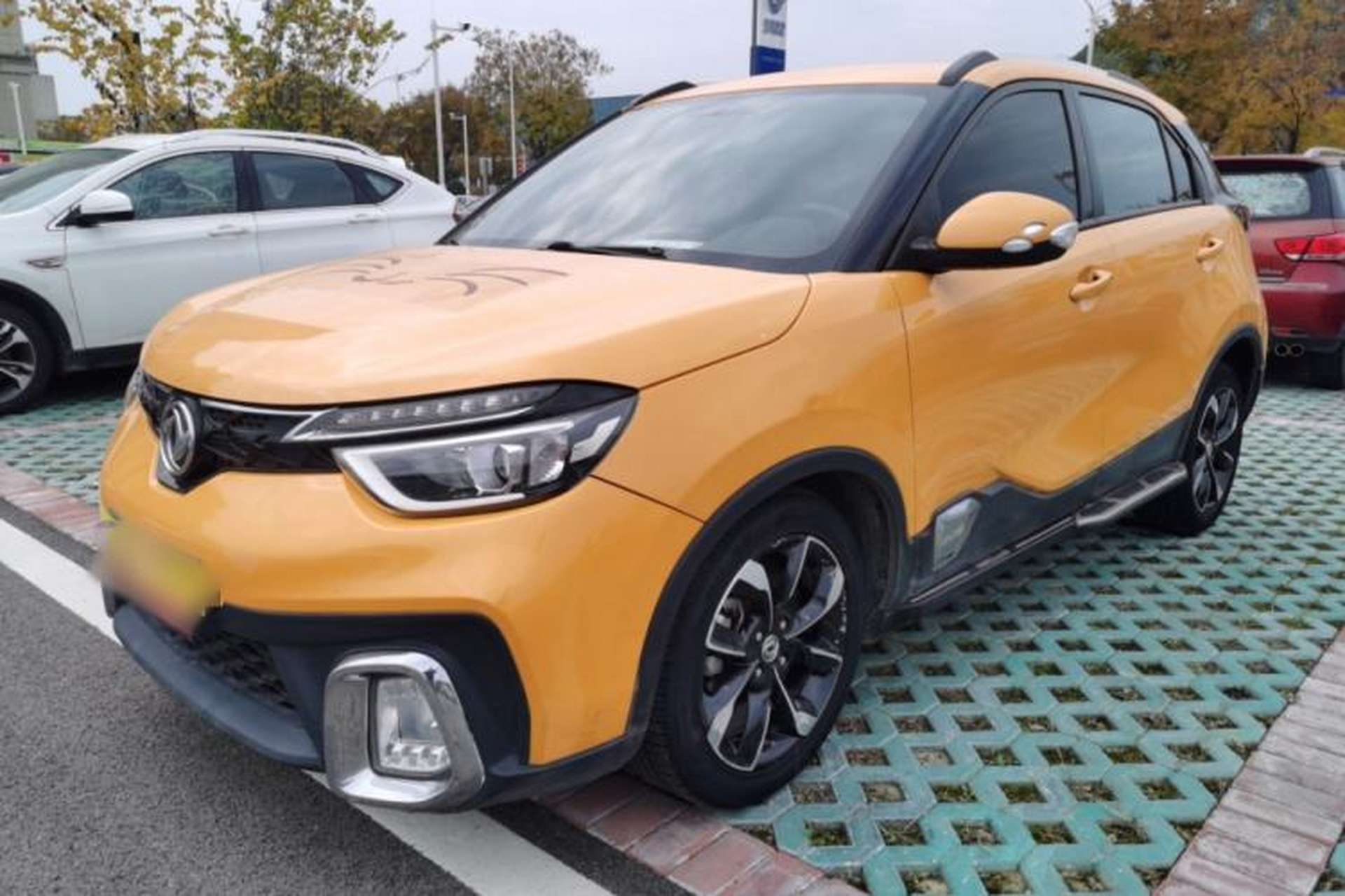 Used Dongfeng Aeolus AX4 2017 1.6L DCT Trendy Style Front Left 45 Deg