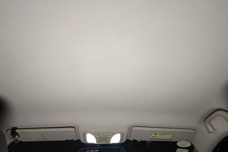Used Dongfeng Aeolus AX4 2017 1.6L DCT Trendy Style Headliner