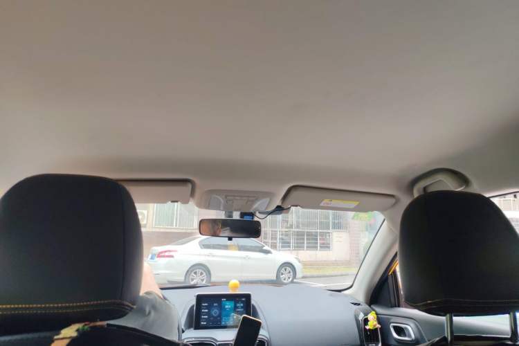 Used Dongfeng Aeolus AX4 2017 1.6L Manual ChaoShang Model Headliner