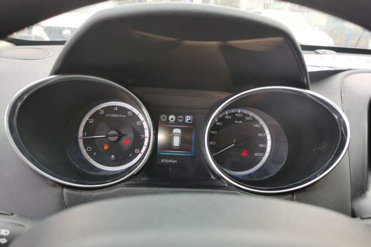 Used Dongfeng Aeolus AX4 2017 1.6L DCT Trendy Style Instrument Cluster