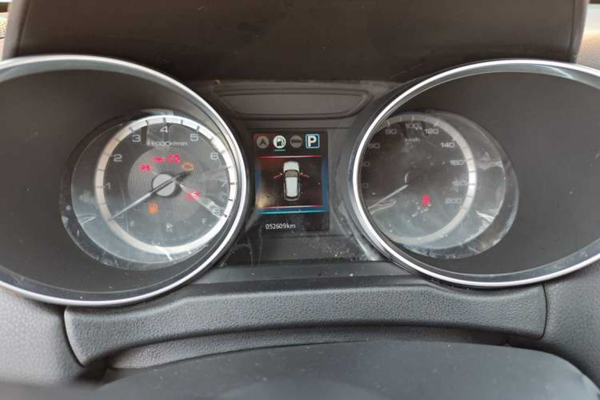 Used Dongfeng Aeolus AX4 2017 1.6L DCT Trendy Style Instrument Cluster
