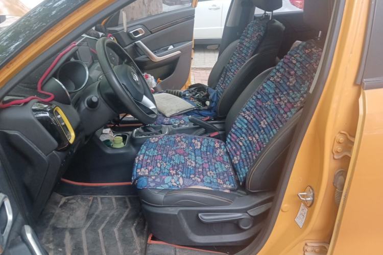 Used Dongfeng Aeolus AX4 2017 1.6L DCT Trendy Style Left Front Seat