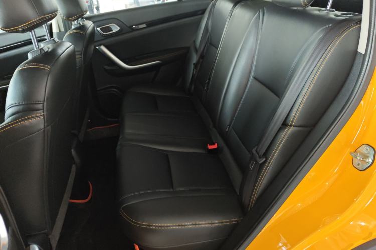 Used Dongfeng Aeolus AX4 2017 1.6L DCT Trendy Style Left Rear Seat