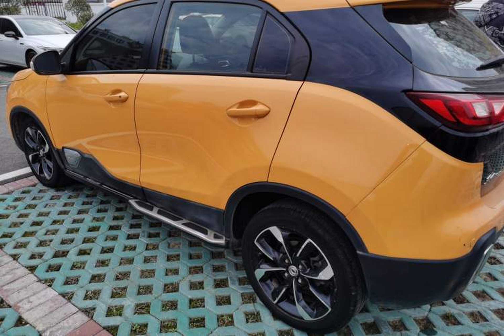 Used Dongfeng Aeolus AX4 2017 1.6L DCT Trendy Style Left Side