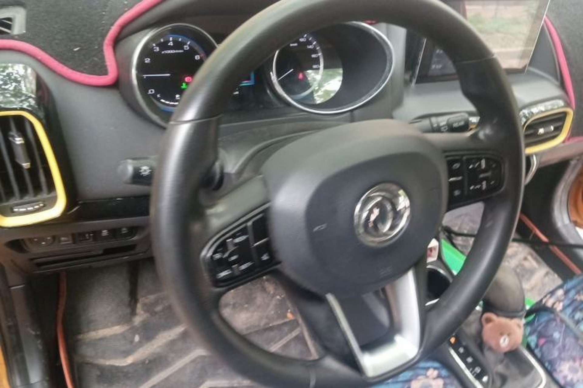 Used Dongfeng Aeolus AX4 2017 1.6L DCT Trendy Style Steering Wheel