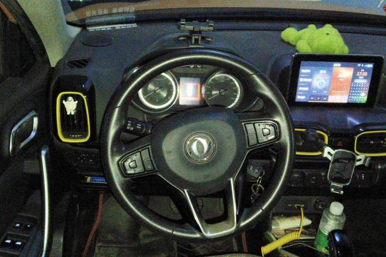 Used Dongfeng Aeolus AX4 2017 1.6L DCT Trendy Style Steering Wheel
