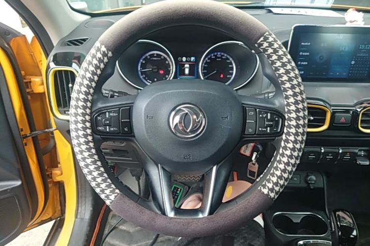 Used Dongfeng Aeolus AX4 2017 1.4T DCT Trendy & Stylish Model Steering Wheel