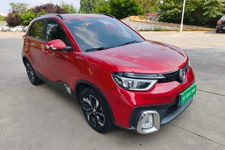 Used Dongfeng Aeolus AX4 2018 1.6L Manual Trendy Model with Sunroof Front Right 45 Deg