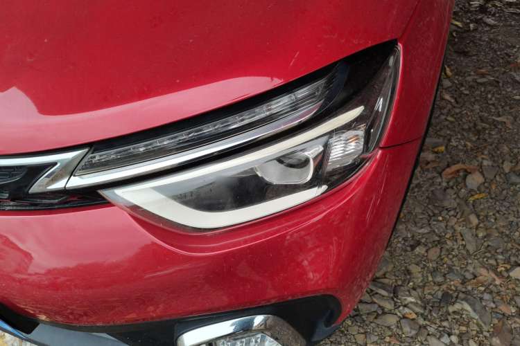 Used Dongfeng Aeolus AX4 2018 1.6L DCT Trendy & Stylish Model with Sunroof Left Front Headlight