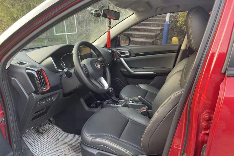 Used Dongfeng Aeolus AX4 2018 1.6L DCT Trendy & Stylish Model with Sunroof Left Front Seat