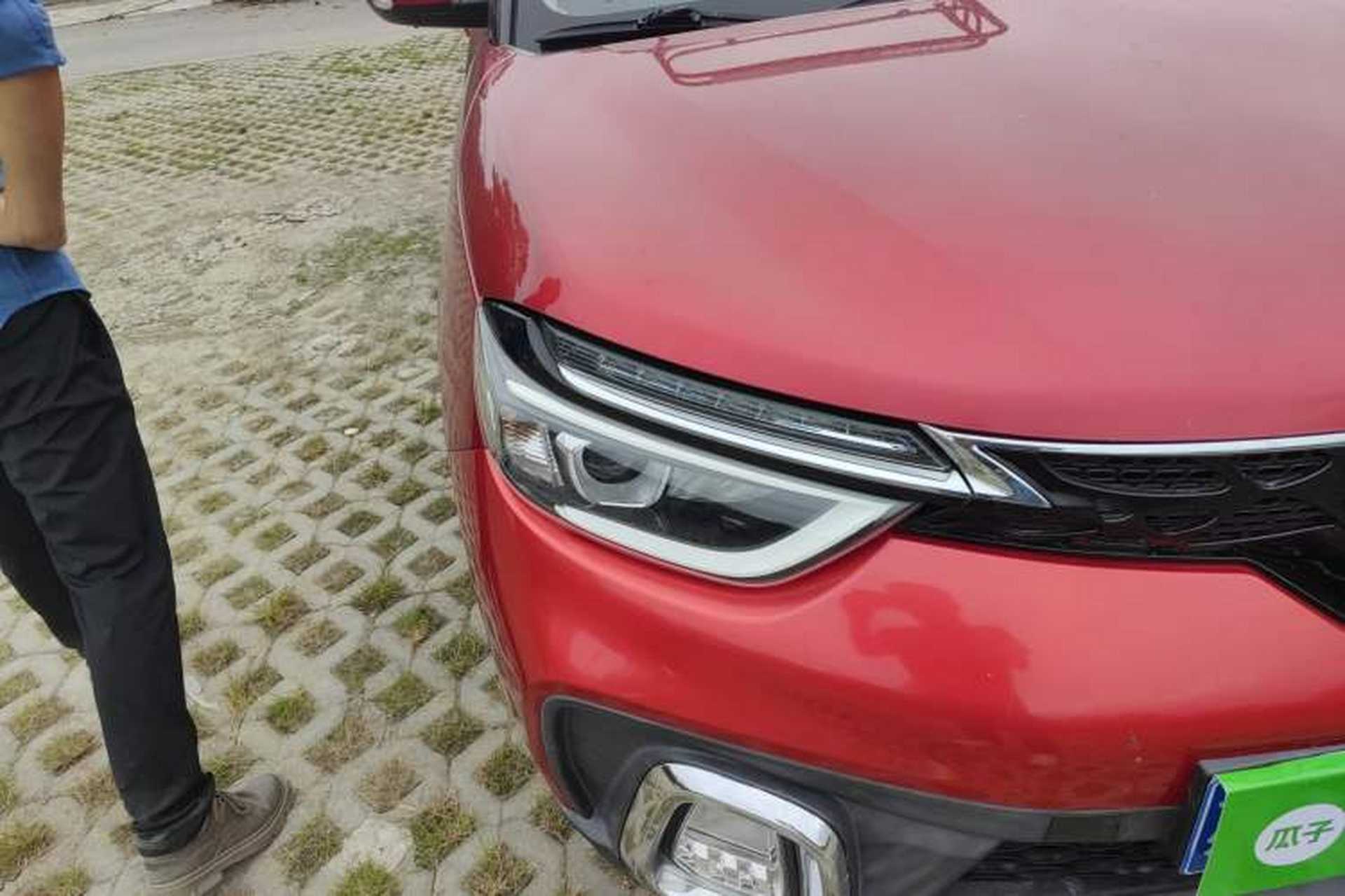 Used Dongfeng Aeolus AX4 2018 1.6L DCT Trendy & Stylish Model with Sunroof Right Front Headlight