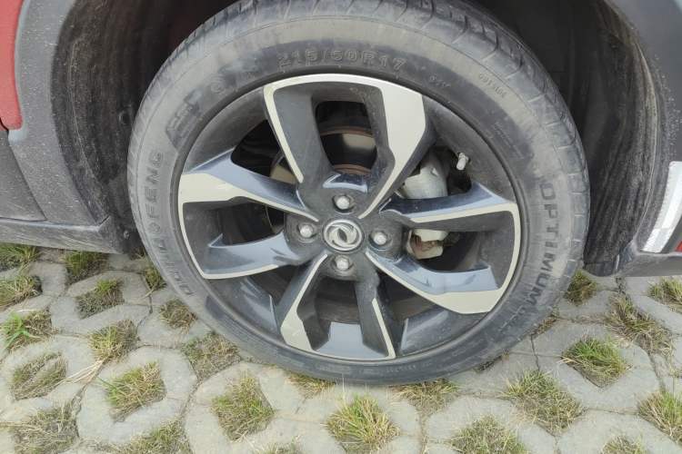 Used Dongfeng Aeolus AX4 2018 1.6L DCT Trendy & Stylish Model with Sunroof Right Front Wheel Hub