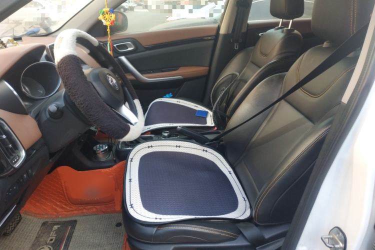 Used Dongfeng Aeolus AX4 2018 1.6L DCT Trendy & Stylish Model with Sunroof Left Front Seat