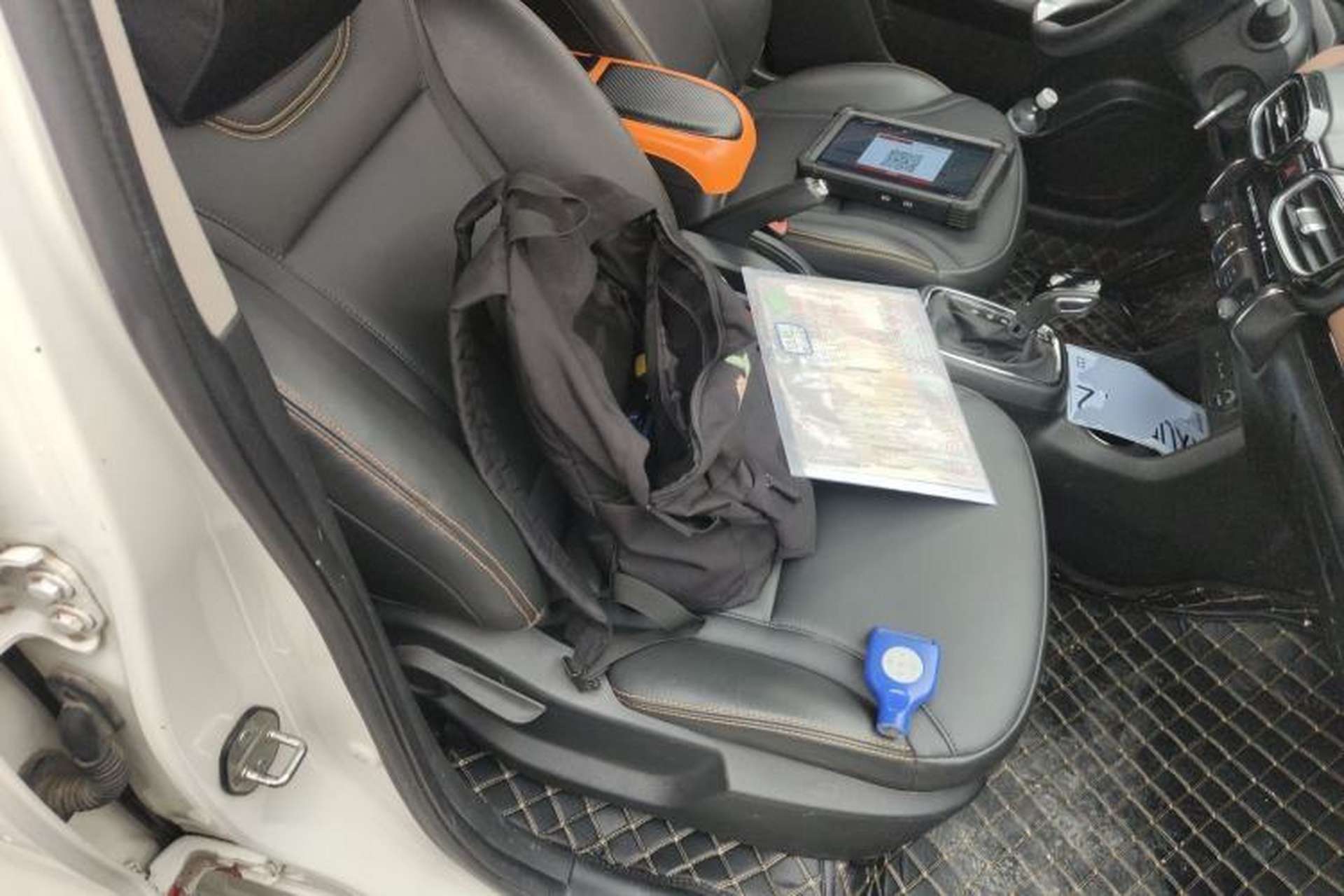 Used Dongfeng Aeolus AX4 2018 1.6L DCT Trendy & Stylish Model with Sunroof Right Front Seat