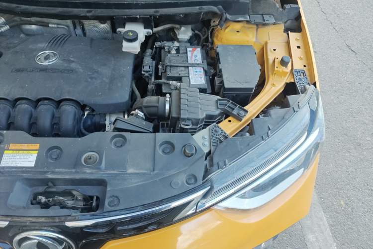 Used Dongfeng Aeolus AX4 2018 1.6L Manual Trendy Model with Sunroof Engine Bay Left