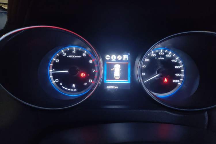 Used Dongfeng Aeolus AX4 2018 1.6L DCT Trendy & Stylish Model with Sunroof Instrument Cluster