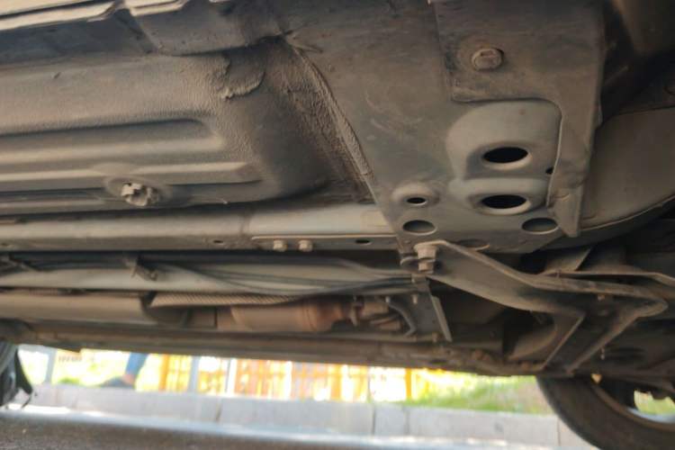 Used Dongfeng Aeolus AX5 2017 1.4T Manual Quyue Model Connected Version Chassis Front Right