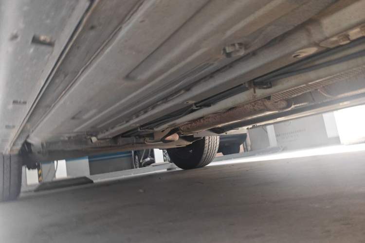 Used Dongfeng Aeolus AX5 2017 1.4T Automatic Qushang Model Chassis Front Right